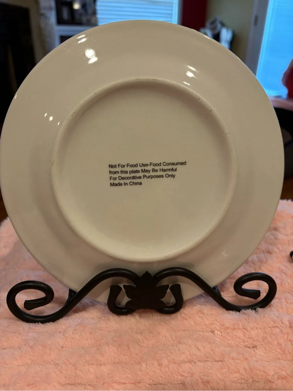 Ivy Prayer Accent Plate in Green - Decorative Dinnerware